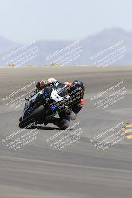 media/May-14-2023-SoCal Trackdays (Sun) [[024eb53b40]]/Turn 12 (1145am)/